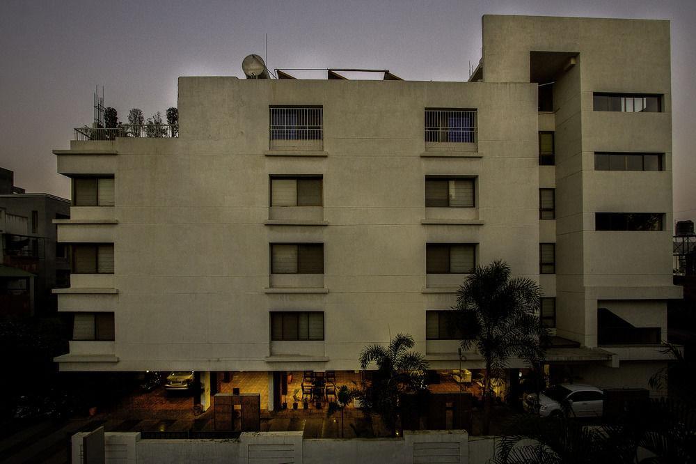 Corporate Stay Πούνε Εξωτερικό φωτογραφία